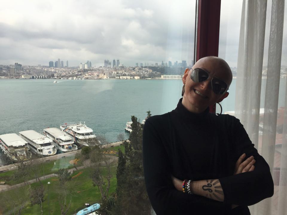 Дона Арес после хемотерапије мир пронашла у Истанбулу